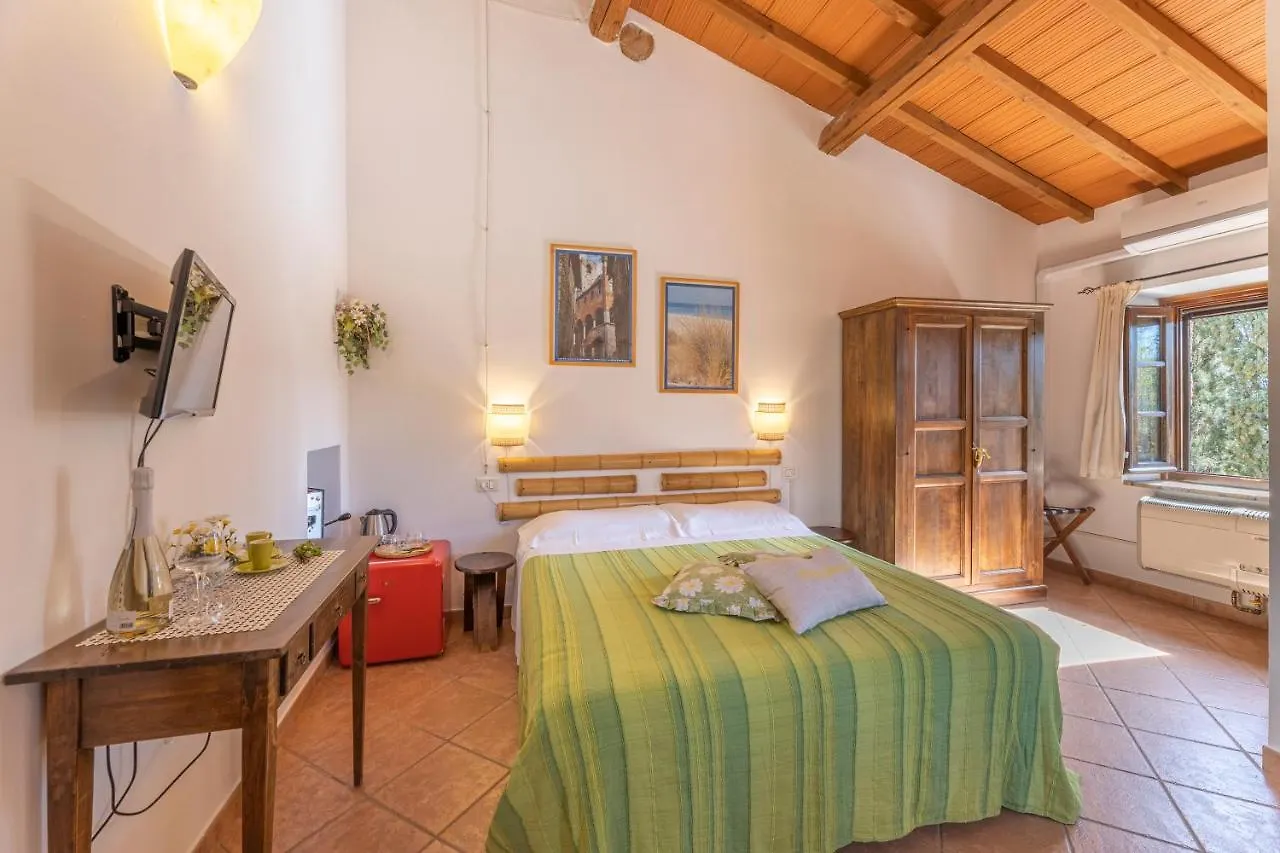 Country house Agriturismo Cappellese Guest House Castelnuovo della Misericordia