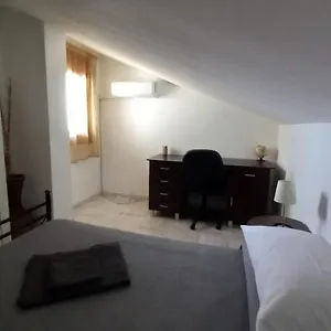 https://appartamentino-mansardato.sicilyhotelsitaly.net